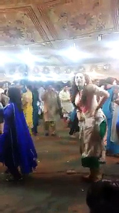Mere Dil de Sheshe -wedding dance