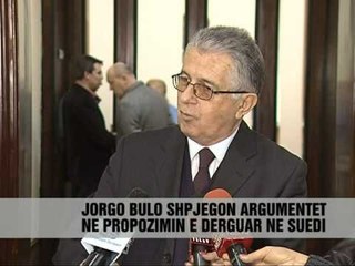 "Kadare e meriton Nobelin" - Vizion Plus - News - Lajme