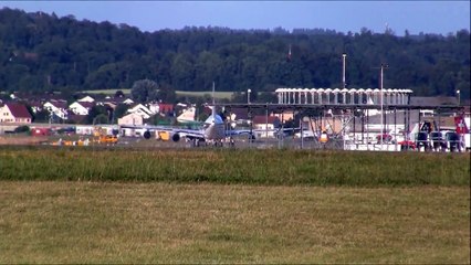 Rare Boeing 747SP of Bahrain Amiri Flight take off runway 28 at ZRH