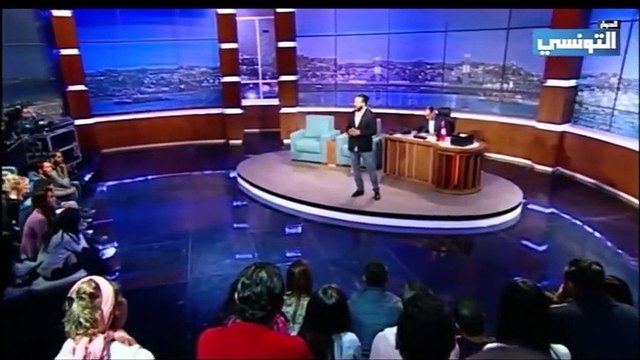 كريم الغربي..الفرق بين الڨورّة والتوانسة.. برشا برشا ضحك ملا كارثة بالدموع هه