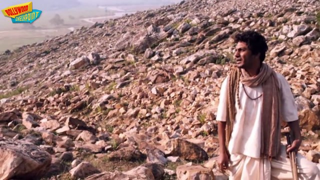 Radhika Apte s HOT Scene With Nawazuddin Siddiqui In Manjhi Watch, mms scandles 2015, actress scandles 2015, bollywood scandles 2015