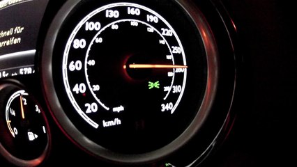 Bentley New Flying Spur Dash Board Kick down flat out Top Speed 310 km/h
