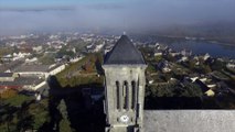 Eglise Saint Symphorien de Montjean sur Loire, vue par drone en automne, Pays de La Loire, France (13)