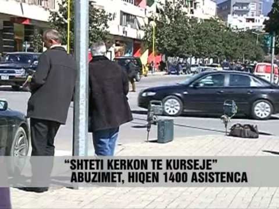 Invalidët protestojnë - Vizion Plus - News - Lajme