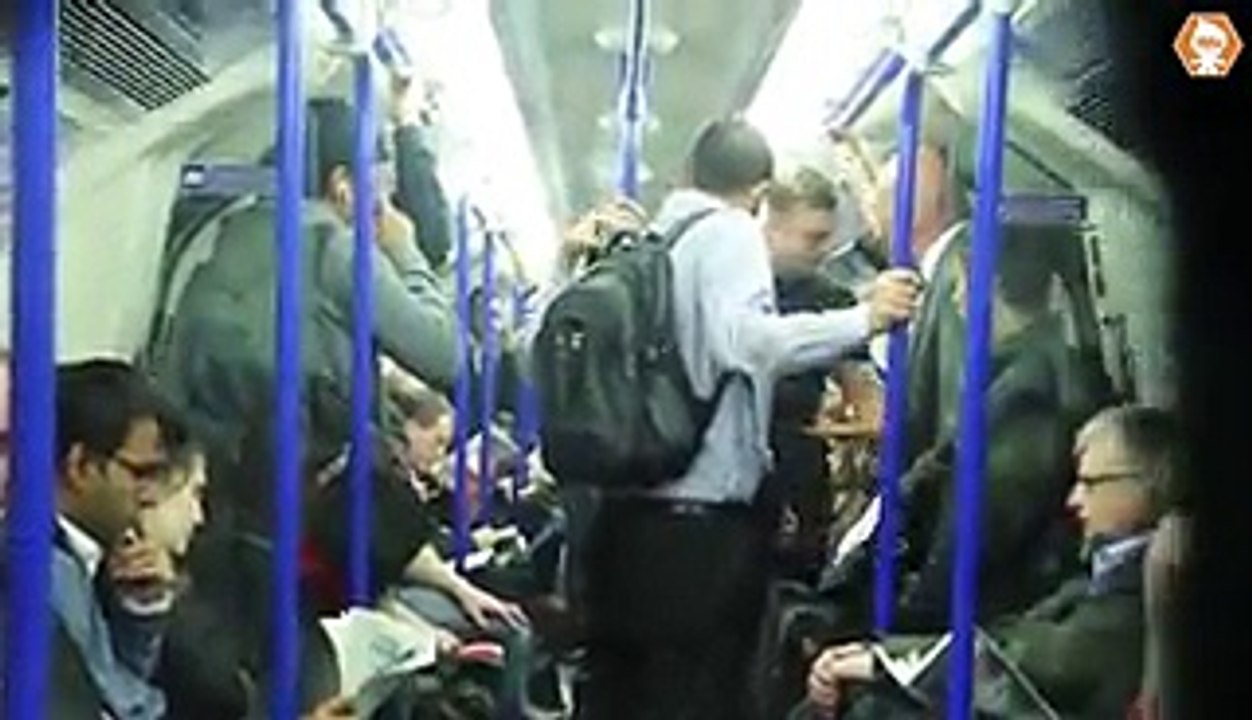 What a Brave Muslim Did When Beautiful Girl Harrased By A Man in Train . Proud To Be Muslim