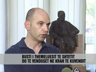 Video herunterladen: Zbulohet busti i Ismail Qemalit - Vizion Plus - News - Lajme