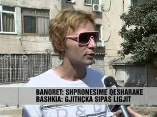 Prishja e shtepive te "Brryli" - Vizion Plus - News - Lajme