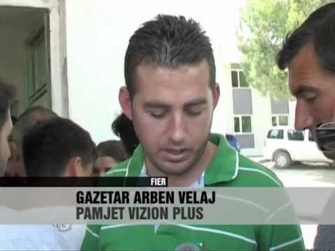 RADHE PER PASAPORTA NE FIER - Vizion Plus - News - Lajme