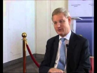 ÇESHTJA ASSANGE KARL BILDT SIGURON SE SUEDIA NUK DO TA EKSTRADOJE LAJM