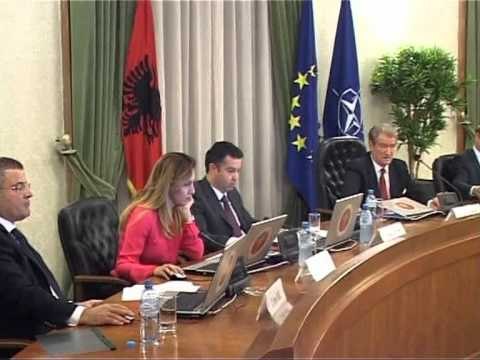 PAK SHPRESA PER STATUSIN AMBASADORJA GJERMANE, NUK JANE PLOTESUAR KUSHTET LAJM