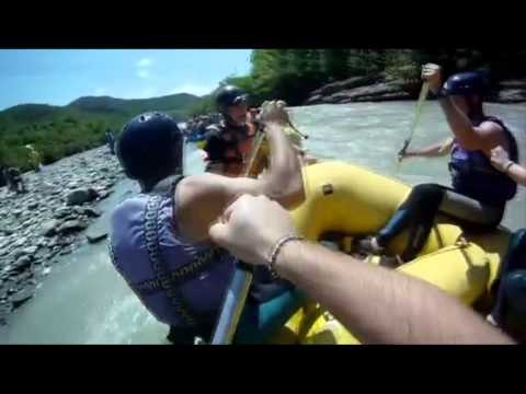 BOTERORI I RAFTING SHQIPERIA GARON PER HERE TE PARE NE KETE SPORT TE SHTUNEN LAJM