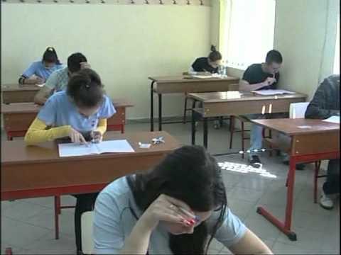 PROVIMET E MATURES NE 10 SHTATOR MATURANTET NJIHEN ME DEGEN KU KANE FITUAR LAJM