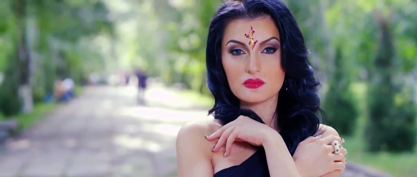 Фарзонаи Хуршед - Ёри никоби _ Farzona Khurshed - Yori Niqobi (2015)