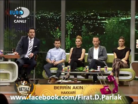 Tolga Cevik - Beyaz Showda Komedi Dükkani neden bittigini acikliyor... (09.03.2012)