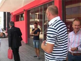 IKEN NGA TIRANA TRAINERI SPANJOLL RUBIO PERFUNDON TE FLAMURTARI LAJM