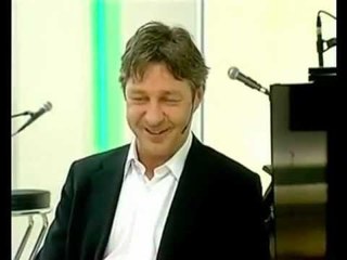 DEPUTETI BELG FYEN SHQIPTARET DUKE I QUAJTUR VRASES ME PAGESE LAJM