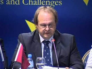 TE DREJTAT E NJERIUT NDERKOMBETARET BEJNE THIRRJE PER PERFSHIRJEN E VENDOREVE LAJM