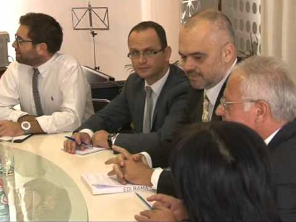 INTERVISTA E REEKER NJE GJYQESOR I PAVARUR ME SHUME SIGURI PER INVESTITORET LAJM