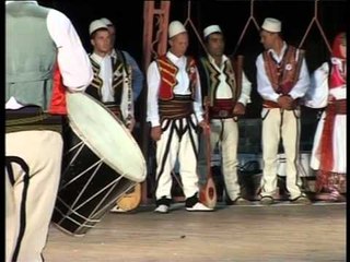 EPOSI I KRESHNIKEVE VASO TOLA FAJESON MINISTRIN BUMÇI PER DOSJEN NE UNESCO LAJM