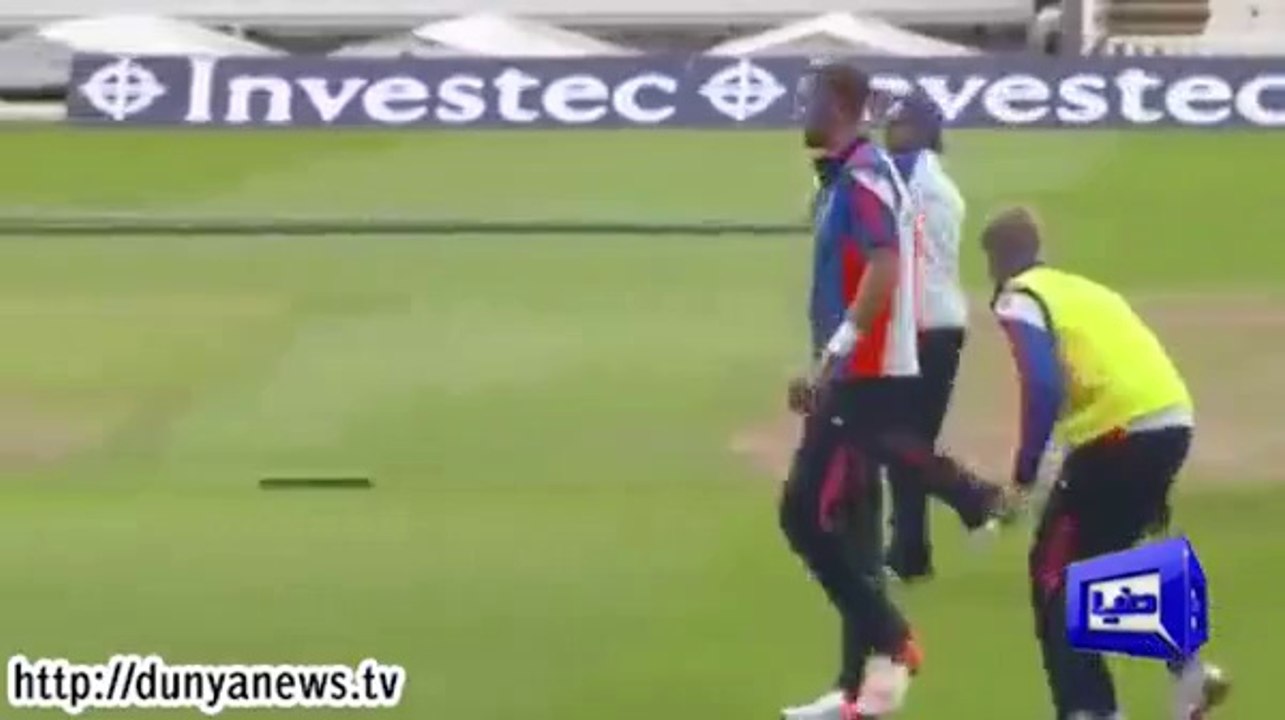 Funny Moment During England Cricket Team's Training Session