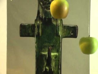 TRANZICION I PERHERSHEM EKSPOZITE PROVOKUESE NE GALERINE PRIVATE "ZENIT" LAJM