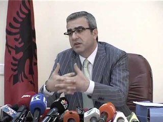 SHITJA E ALBPETROL "VETRO ENERGY" FITUESE PRITET VETEM ZYRTARIZIMI LAJM