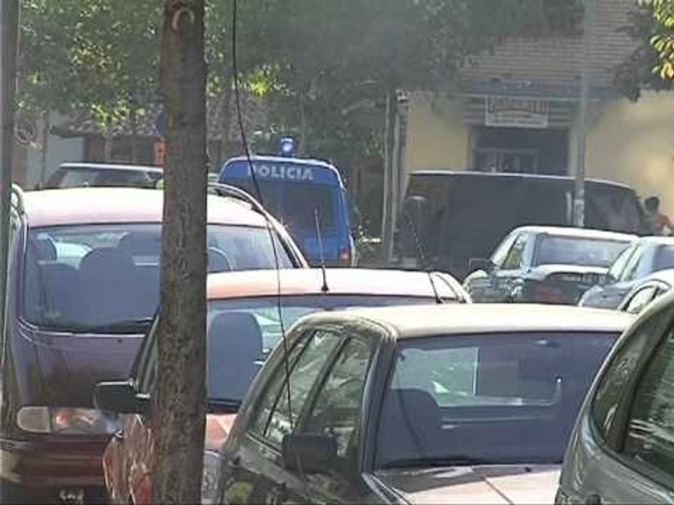 PLAGOSJE ME ARME ZJARRI SHKAK NJE KONFLIKT BANAL KAPET AUTORI I PLAGOSJES LAJM