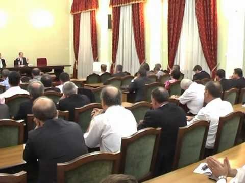 SKANDALI I KRYEMINISTRIT URON FITUESIN E TENDERIT TE ALBPETROL PA U MBYLLUR GARA LAJM