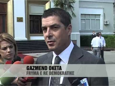 Protesta e ish te perndjekurve nën masa sigurie - Vizion Plus - News - Lajme