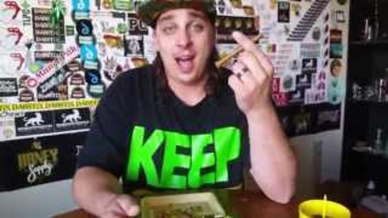 HOW TO ROLL A BLUNT!!!! #2