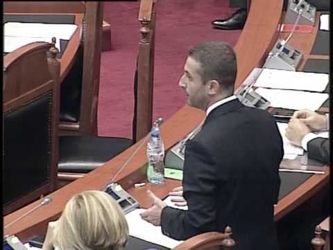 BRAÇE AKUZON CEZ NJE TJETER FIRME PIRAMIDE,BODE PRANON KRIZEN LAJM