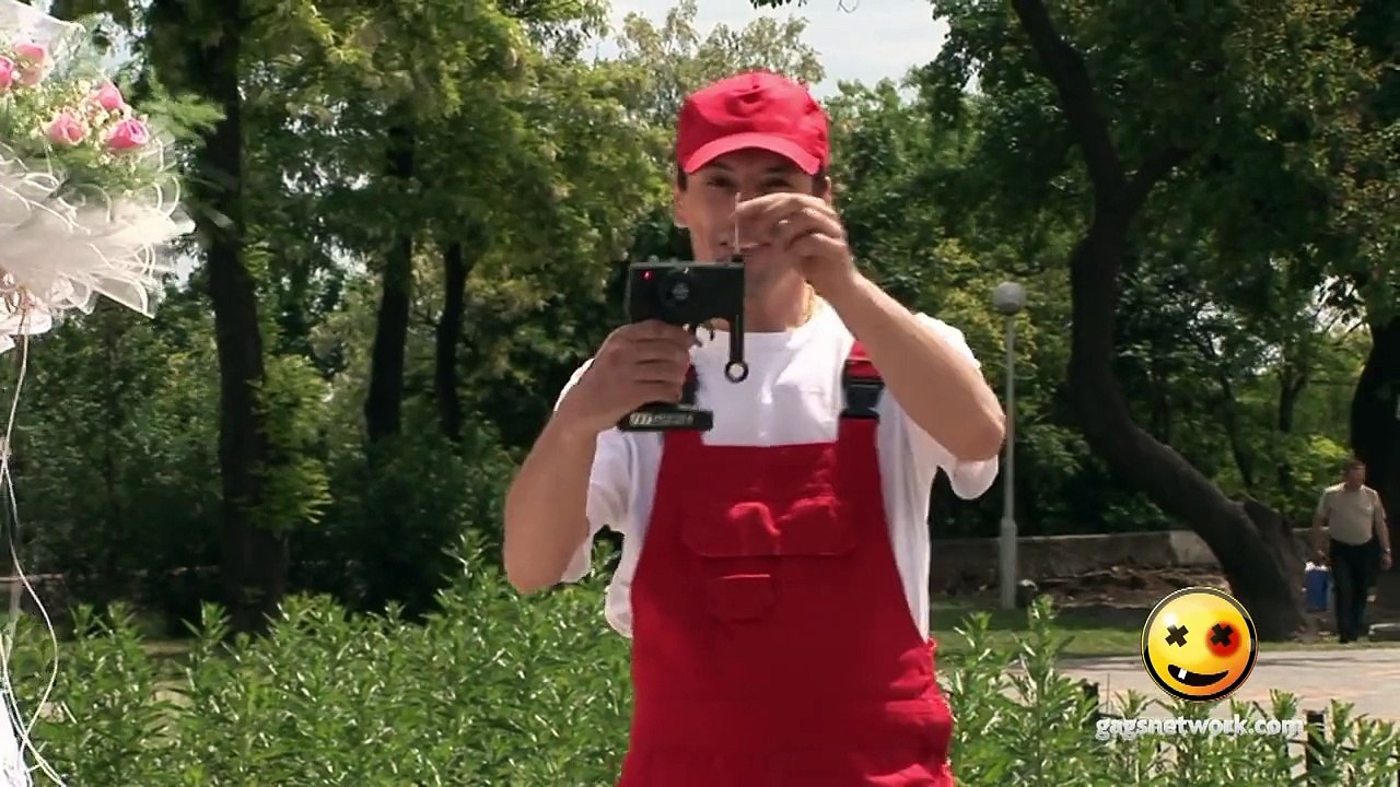 Wedding Picture Prank