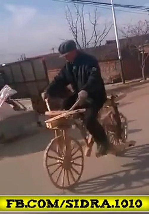 ENGINEER ARE WORKING
