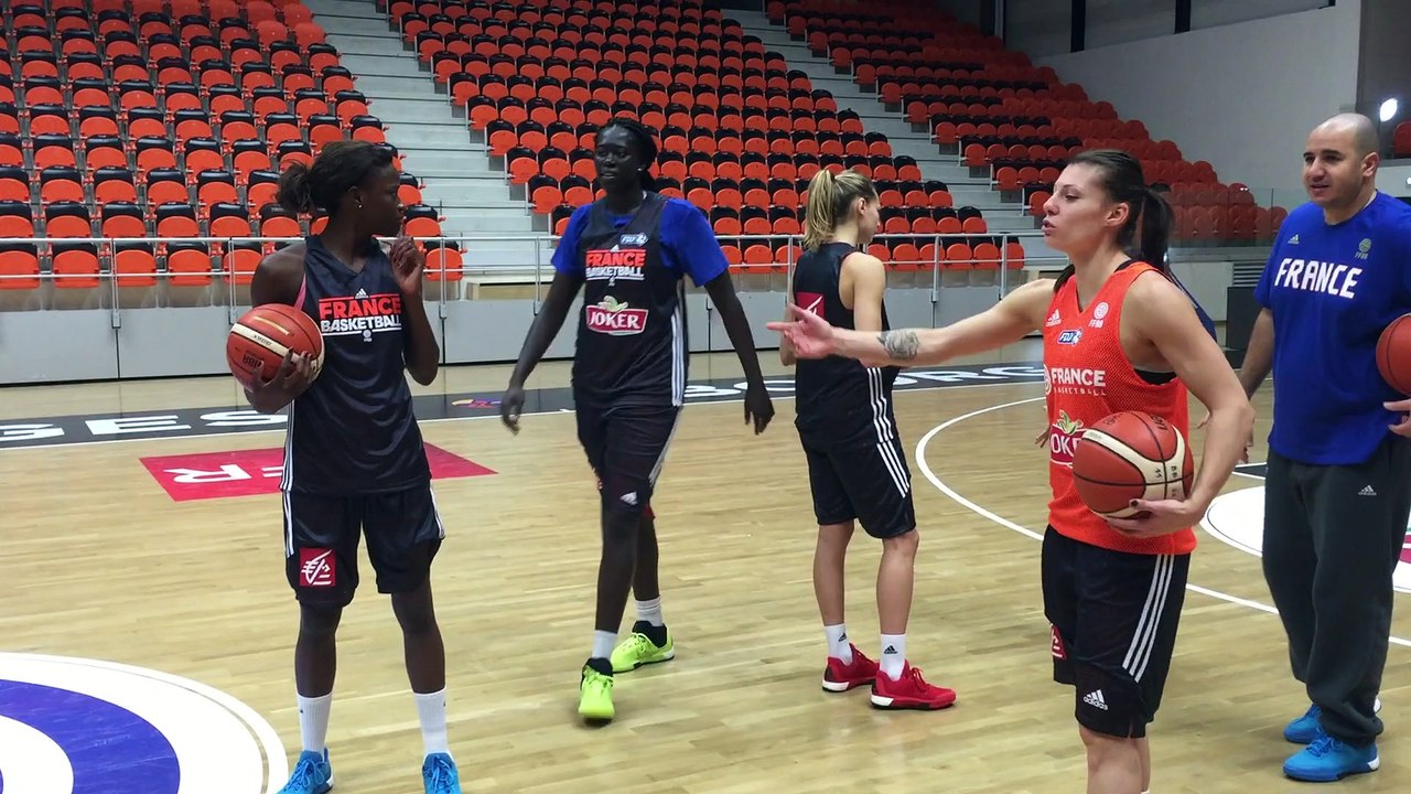 La Minute Inside - 22/11/15 - Tirs du milieu du terrain, qui sera la meilleure ?