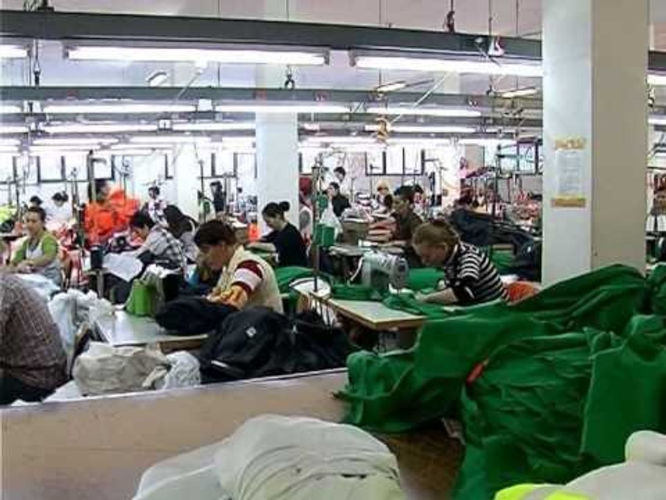 TAKSA E BIZNESIT TE VOGEL BASHA KERKON NGA QEVERIA MBLEDHJEN E SAJ NGA BASHKITE LAJM