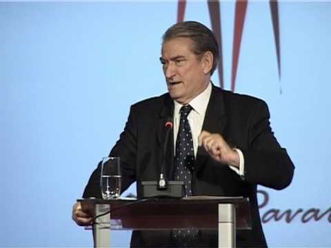 BERISHA DHE FULLANI APEL NDERKOMBETAREVE PER PERBALLIMIN E KRIZES FINANCIARE LAJM