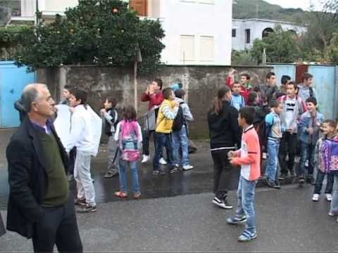 MUNGESA E ENERGJISE LENDE PLASESE SHTYLLES SE TENSIONIT TE LARTE NE LEZHE LAJM