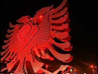 SHESHI ''SHQIPONJES'' RRETHROTULLIMI I DOGANES MERR EMERTIMIN E RI LAJM