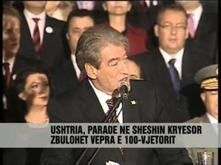 Parada ushtarake, dhe monumenti i pavarësisë - Vizion Plus - News - Lajme