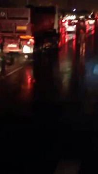 Insolite : il filme un homme marcher nu sur l'autoroute A15