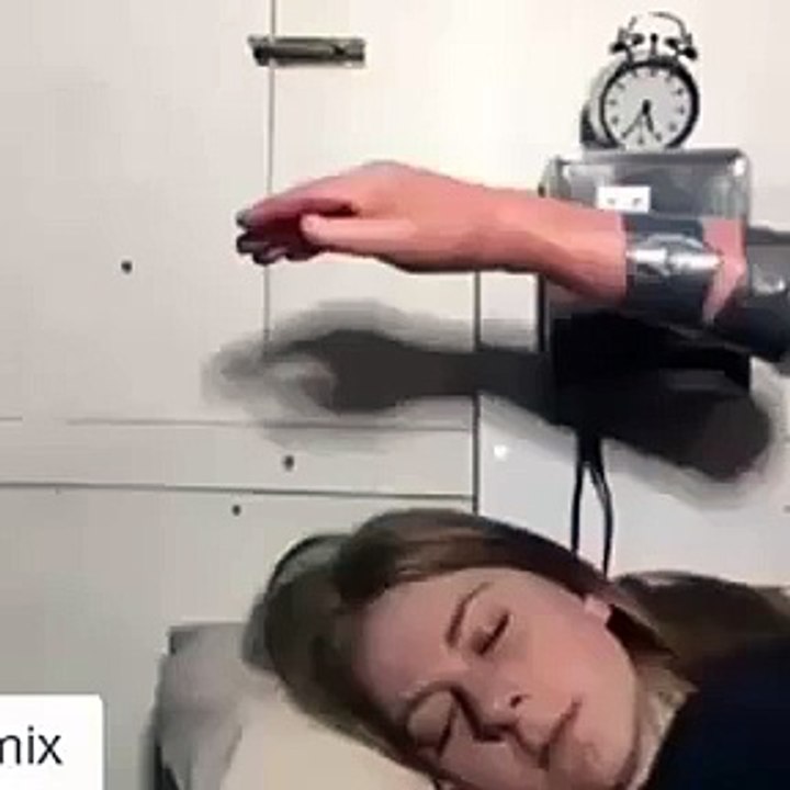 NEW STYLE OF WAKING UP