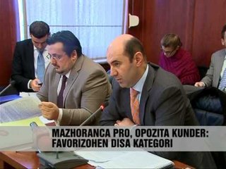 Скачать видео: Hiqet TVSH-ja për disa biznese - Vizion Plus - News - Lajme