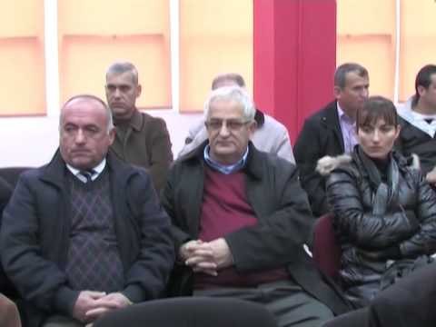 MBLEDHJA E QARKUT FIER PD DHE PS ZHVILLOJNE 2 MBLEDHJE TE NDARA NGA NJERA TJETRA LAJM
