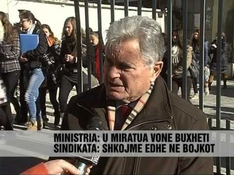 Administrata publike pa paga - Vizion Plus - News - Lajme