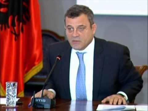 ANALIZA E MIN MBROJTES MINISTRI IMAMI NUK I PERGJIGJET AKUZAVE TE OPOZITES LAJM