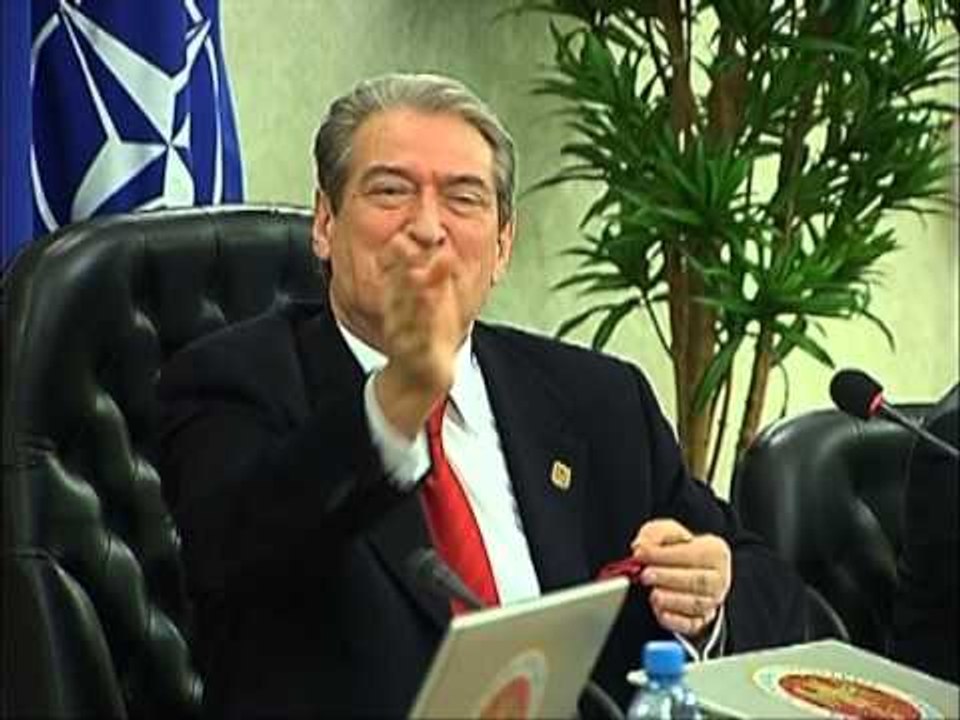 MBLEDHJA E QEVERISE BERISHA SULMON PROGRAMIN EKONOMIK TE SOCIALISTEVE LAJM