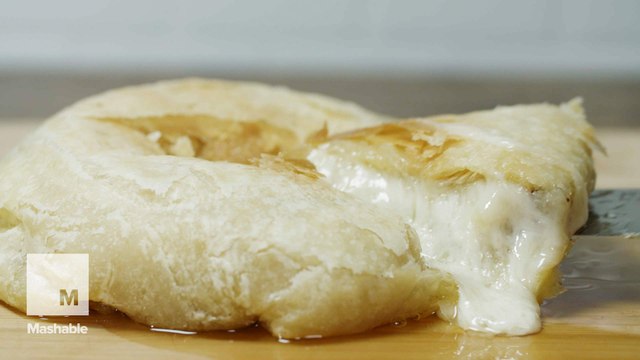 Wow Everyone Thanksgiving Morning With Delicious Baked Brie and Jam