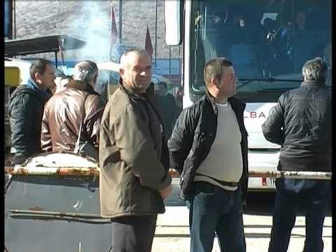 FLUKS KTHIMESH NE KUFI GREQIA KTHEN FAMILJET SHQIPTARE PER SHKAK TE EMRAVE LAJM