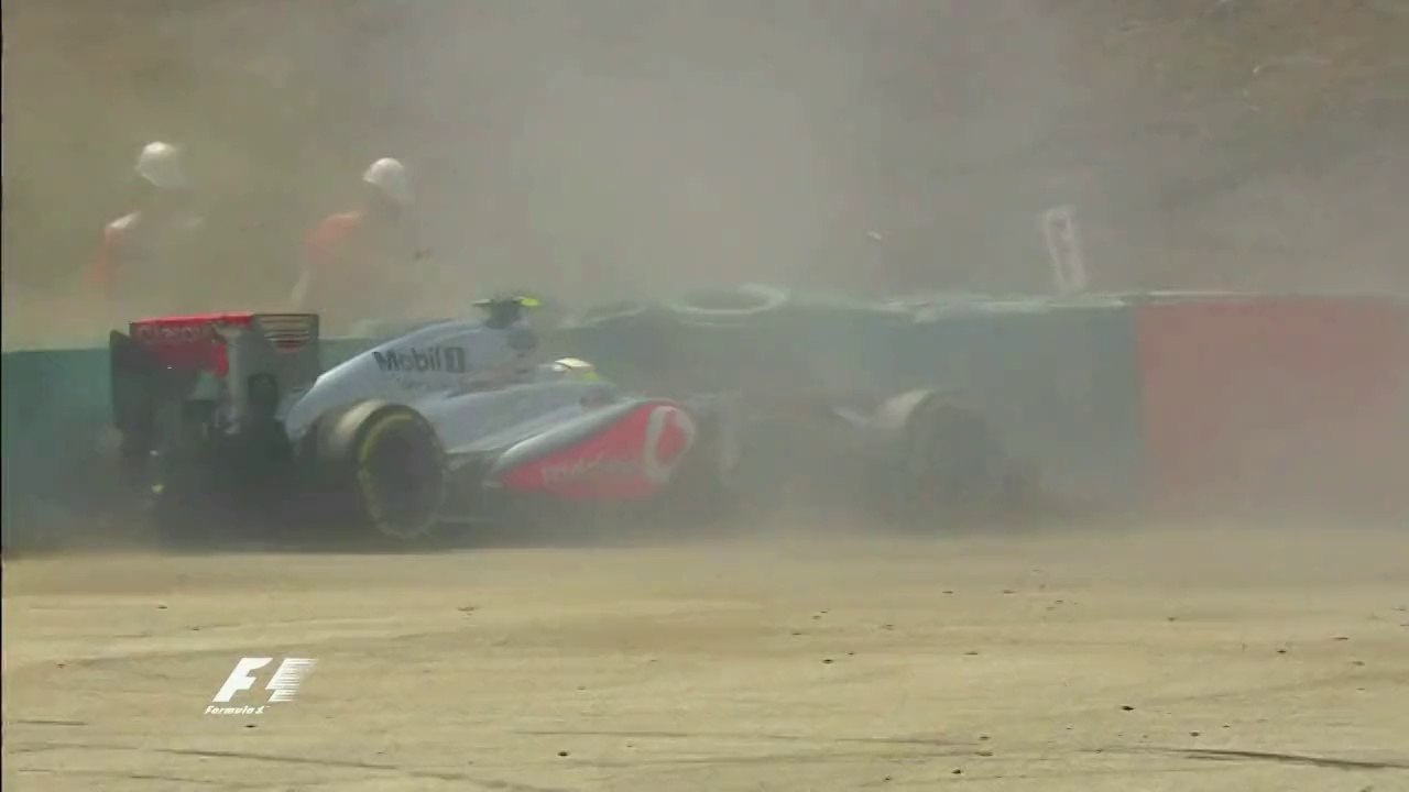 Perez Crash in Hungary Practice 2013