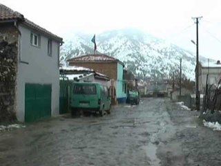 VARFERIA NE VEND REPORTAZH NE DRENOVE KU VARFERIA ESHTE ULUR KEMBEKRYQ LAJM